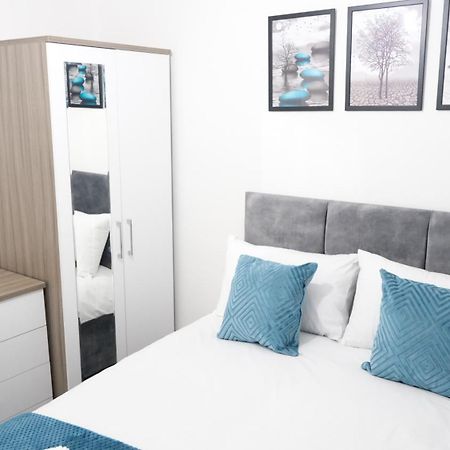Modernized Three Bedroom House Near City Stadium, Attractions, City Centre - Sky N Netflix - Convenient Transport Μάντσεστερ Εξωτερικό φωτογραφία