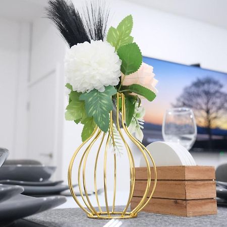 Modernized Three Bedroom House Near City Stadium, Attractions, City Centre - Sky N Netflix - Convenient Transport Μάντσεστερ Εξωτερικό φωτογραφία