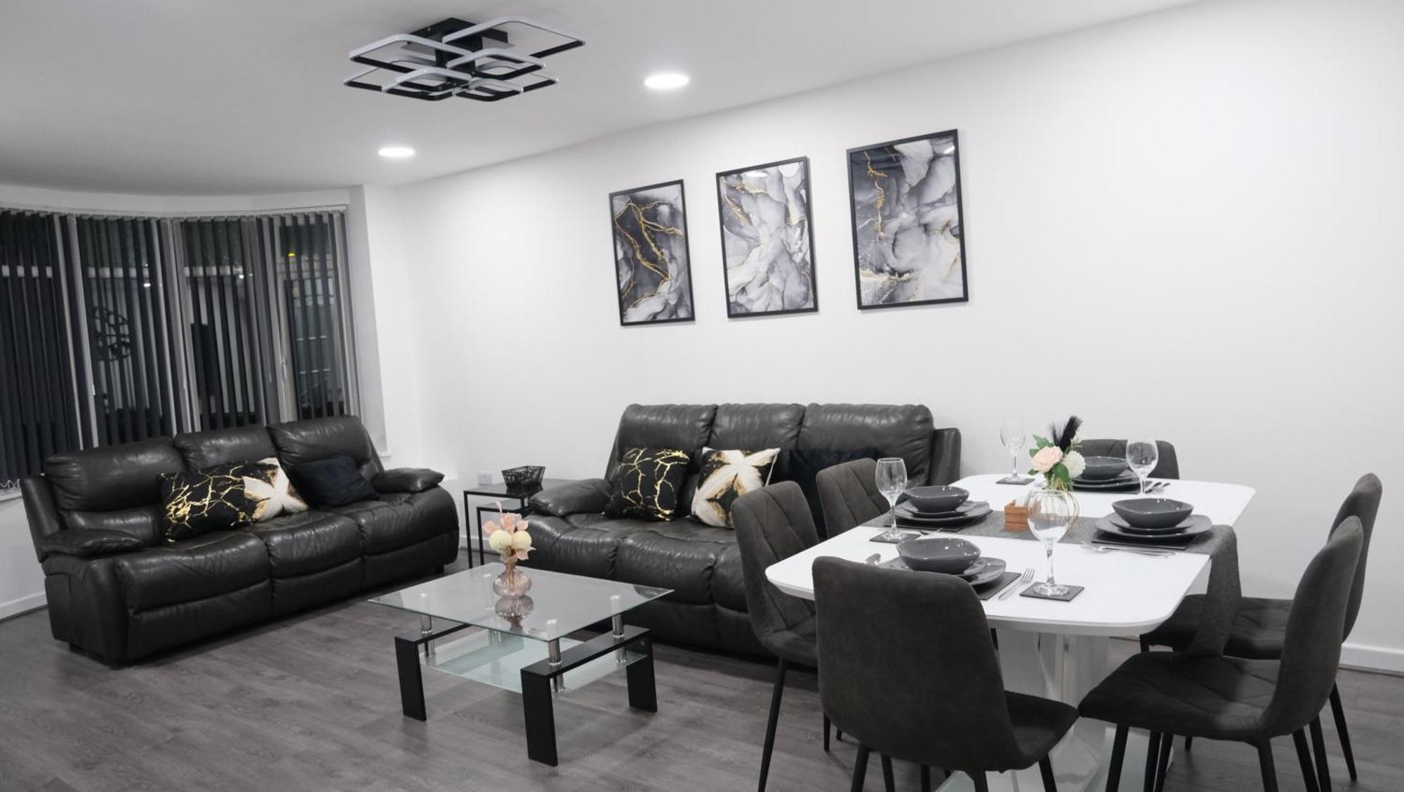 Modernized Three Bedroom House Near City Stadium, Attractions, City Centre - Sky N Netflix - Convenient Transport Μάντσεστερ Εξωτερικό φωτογραφία