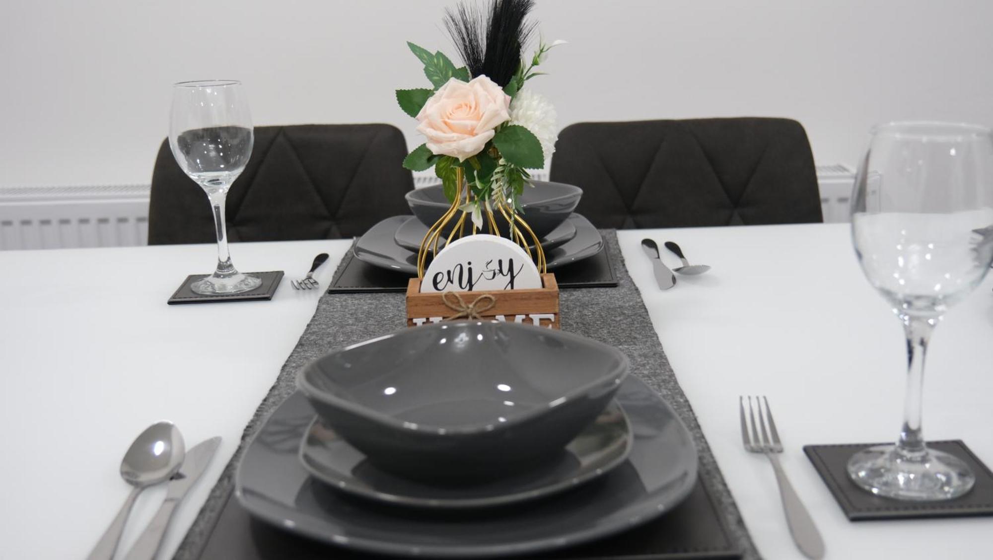 Modernized Three Bedroom House Near City Stadium, Attractions, City Centre - Sky N Netflix - Convenient Transport Μάντσεστερ Εξωτερικό φωτογραφία