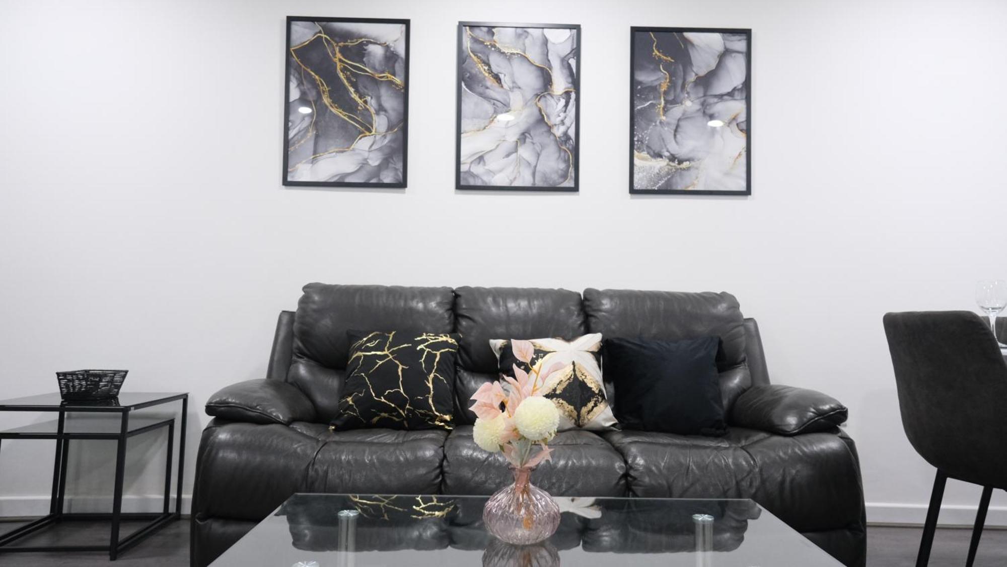Modernized Three Bedroom House Near City Stadium, Attractions, City Centre - Sky N Netflix - Convenient Transport Μάντσεστερ Εξωτερικό φωτογραφία